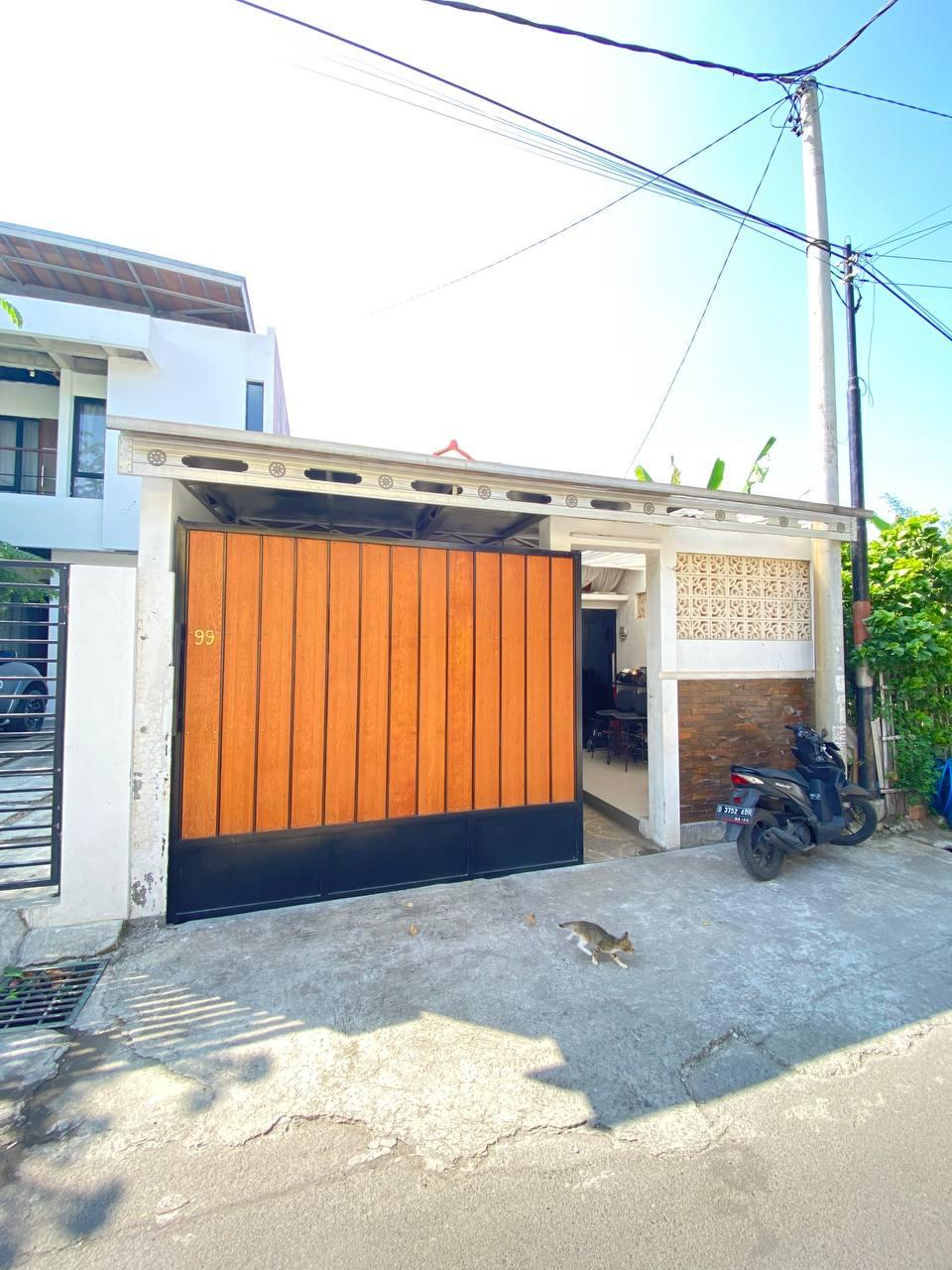 Dijual Rumah SEMI FURNISHED CIJAMBE
