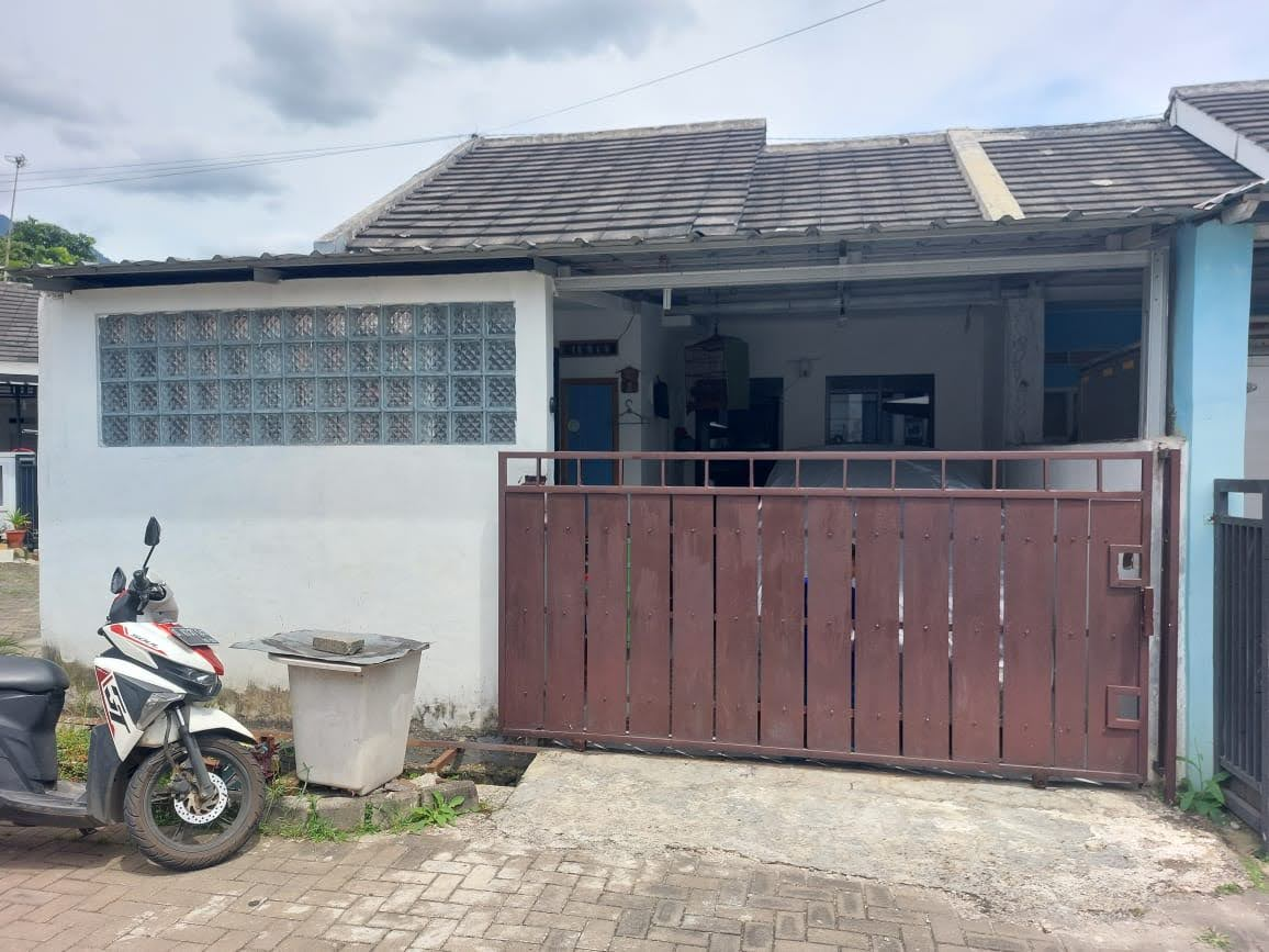 Dijual Rumah dalam Cluster UJUNGBERUNG